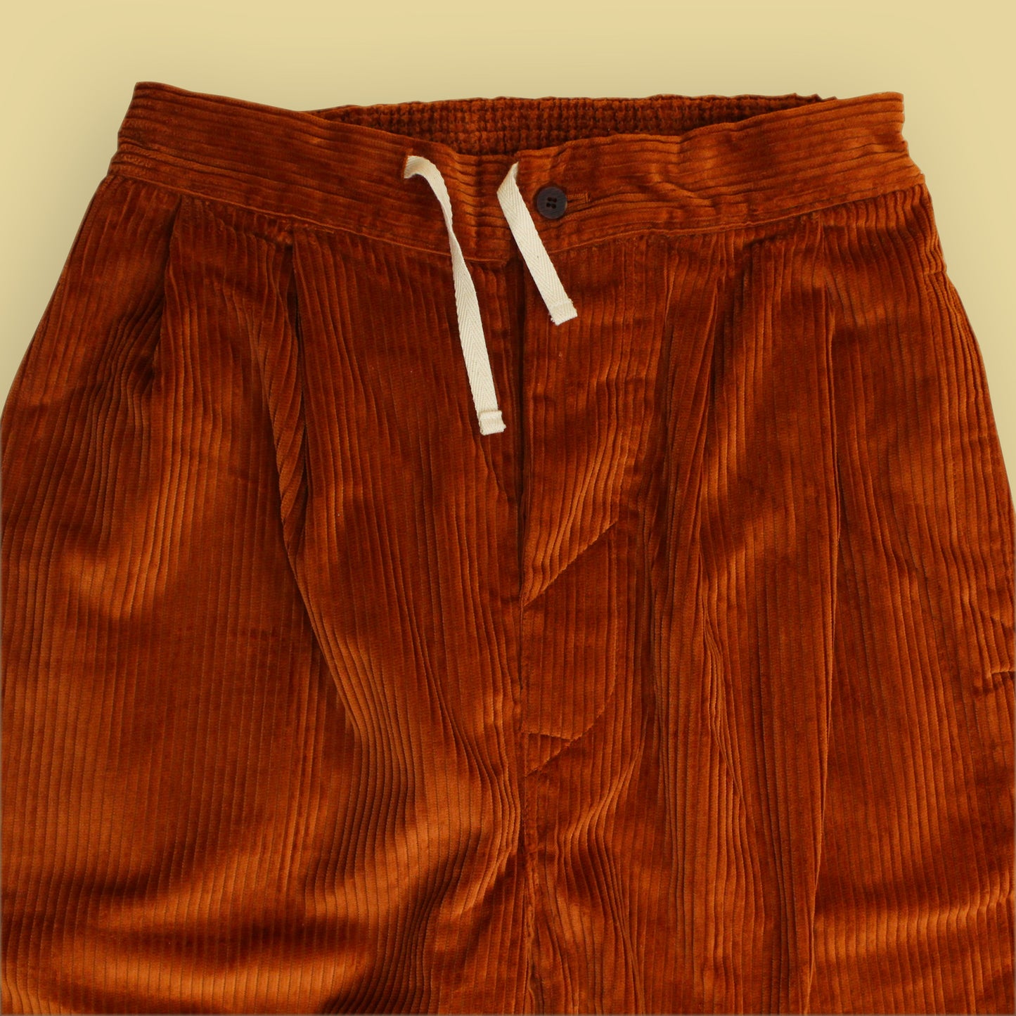 Document English Corduroy Tucked Pants