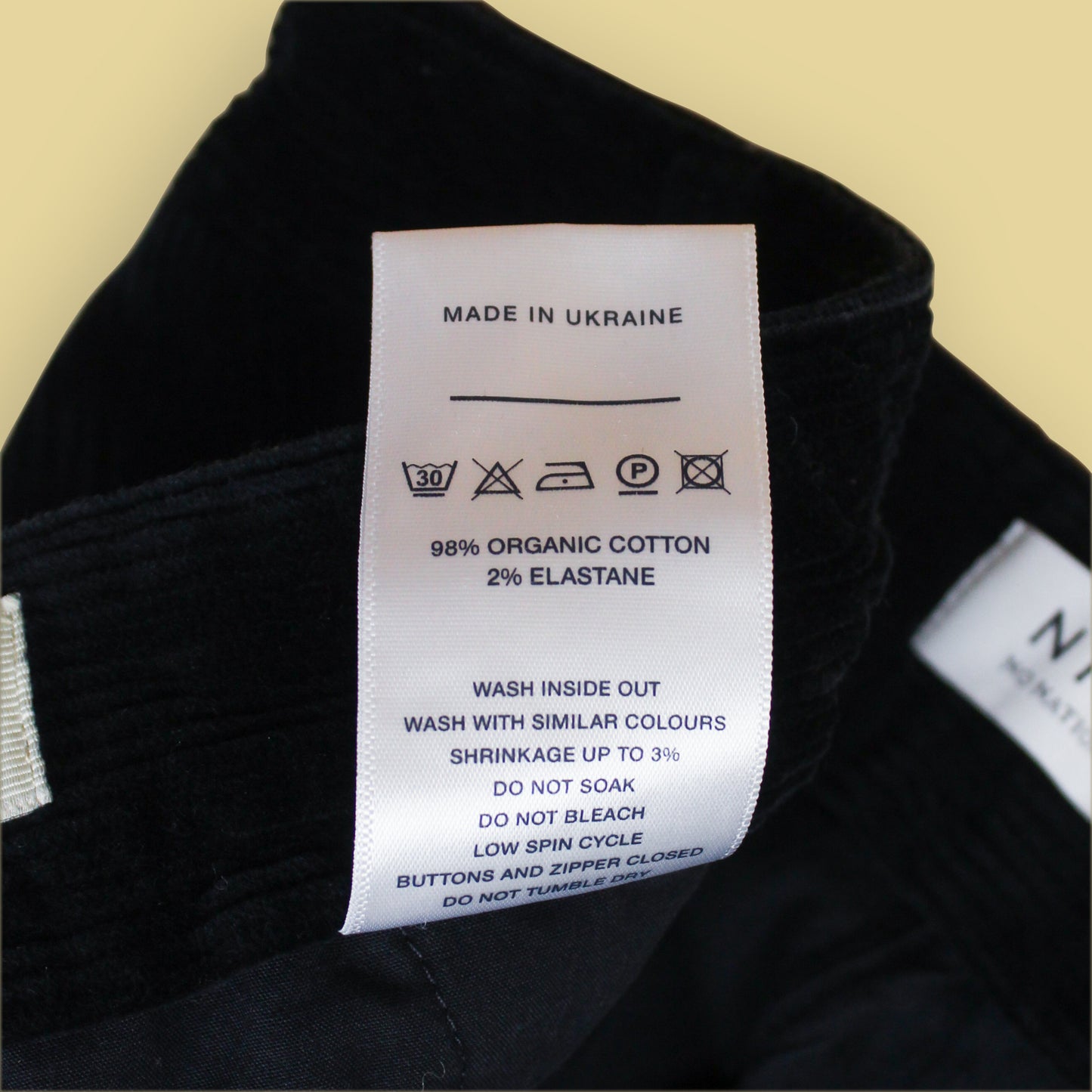 NN.07 Flat Front Corduroy Pants