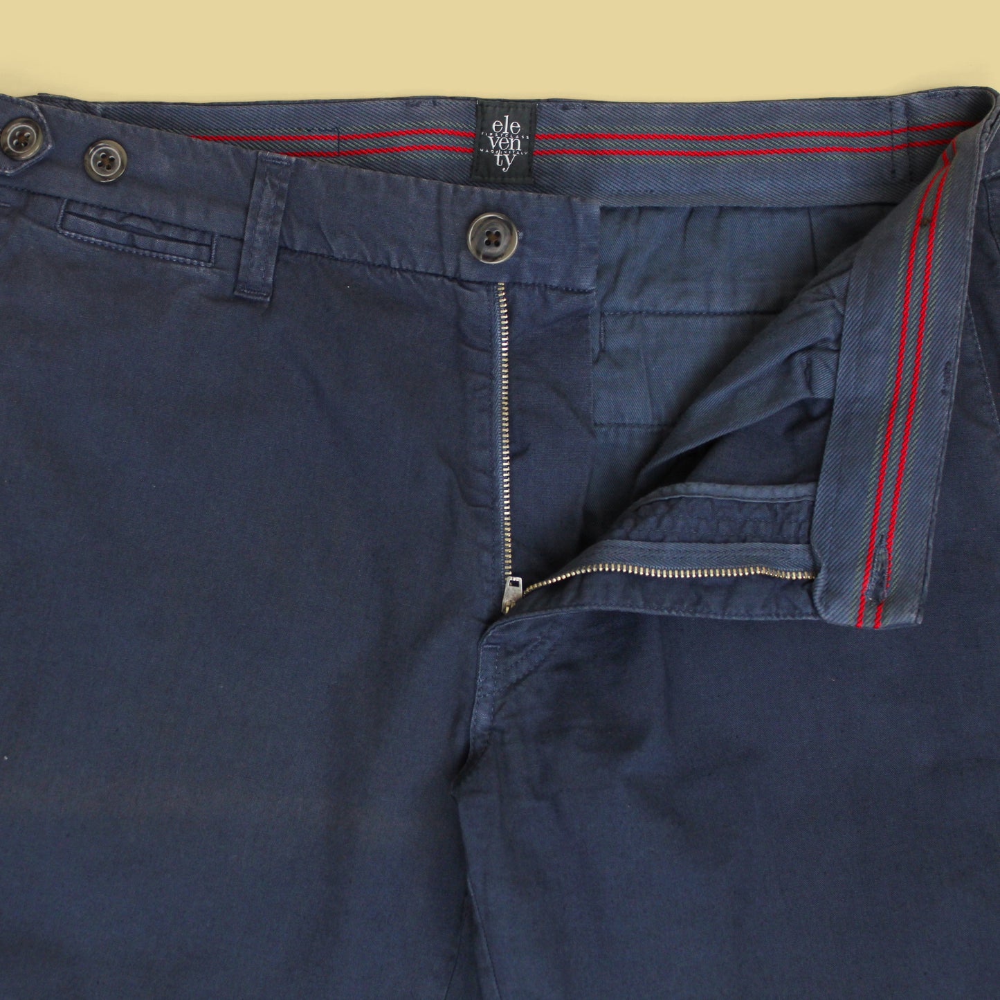 Eleventy Cotton Linen Shorts