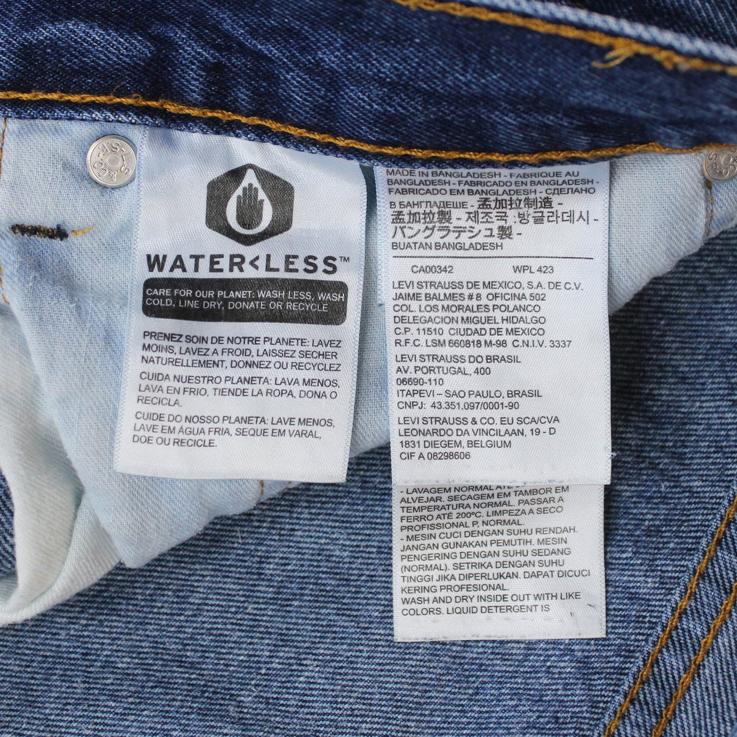 Levi's Stonewash Denim 550 Relaxed Fit Jeans