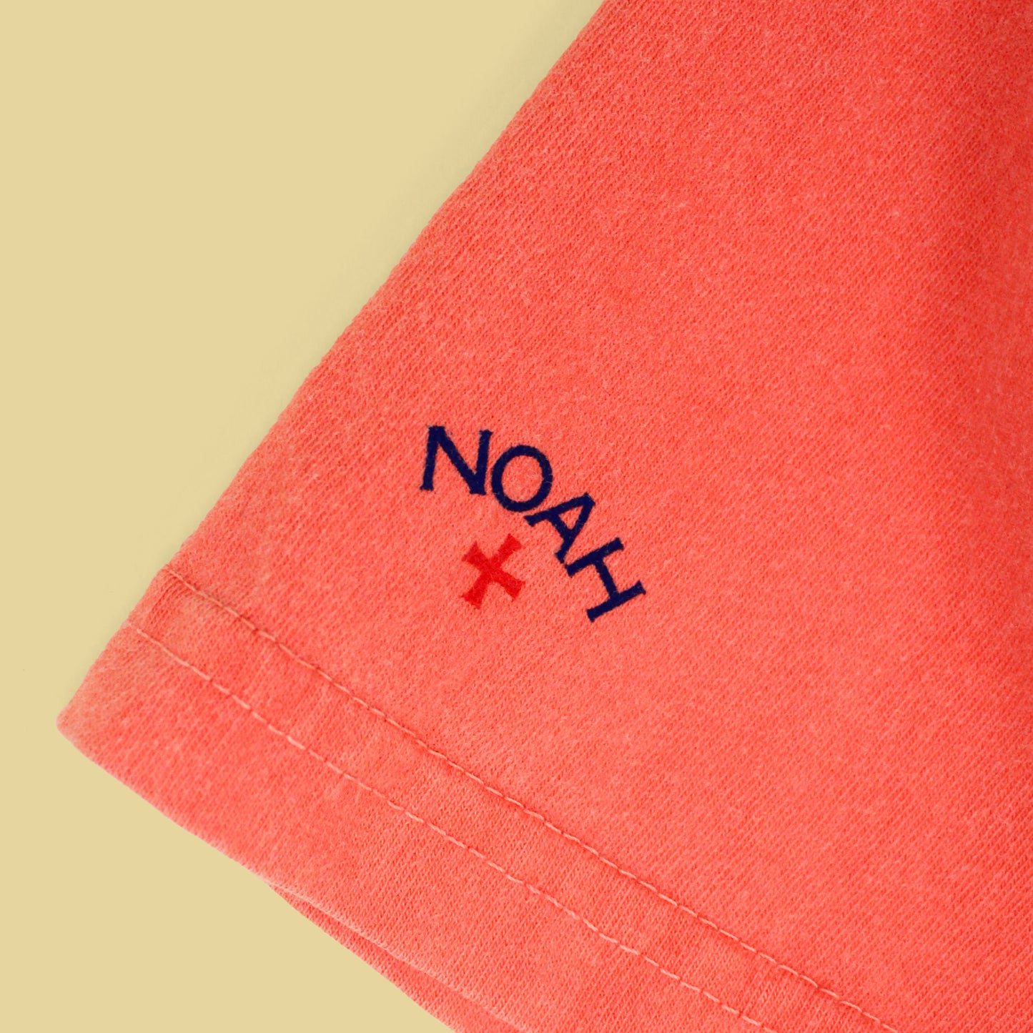 Noah Seagull Graphic Print Pocket T-Shirt