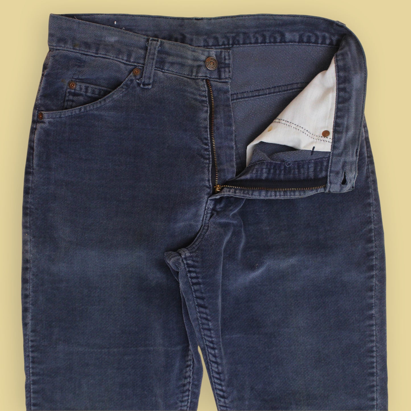 70s Levi's White Tab Velvet 5-Pocket Flared Pants