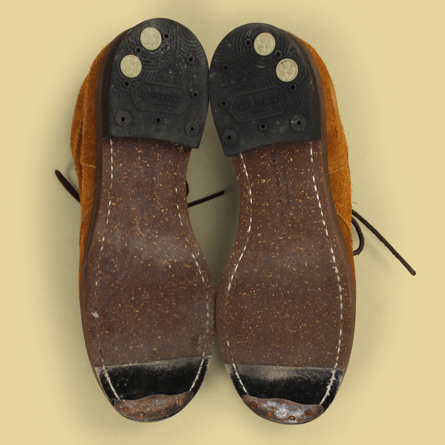 Rolling Dub Trio Tobacco Oiled Suede Coupen Mid-Cut Boots
