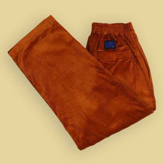 Document English Corduroy Tucked Pants