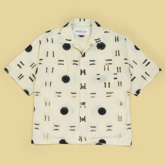 Gentle Fullness Natural Dye Swallowtail Holiday Shirt