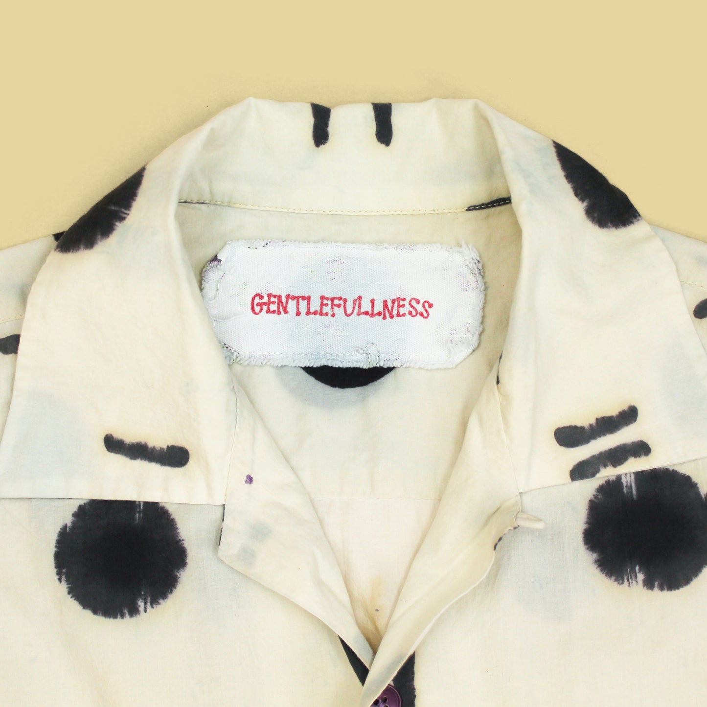 Gentle Fullness Natural Dye Swallowtail Holiday Shirt