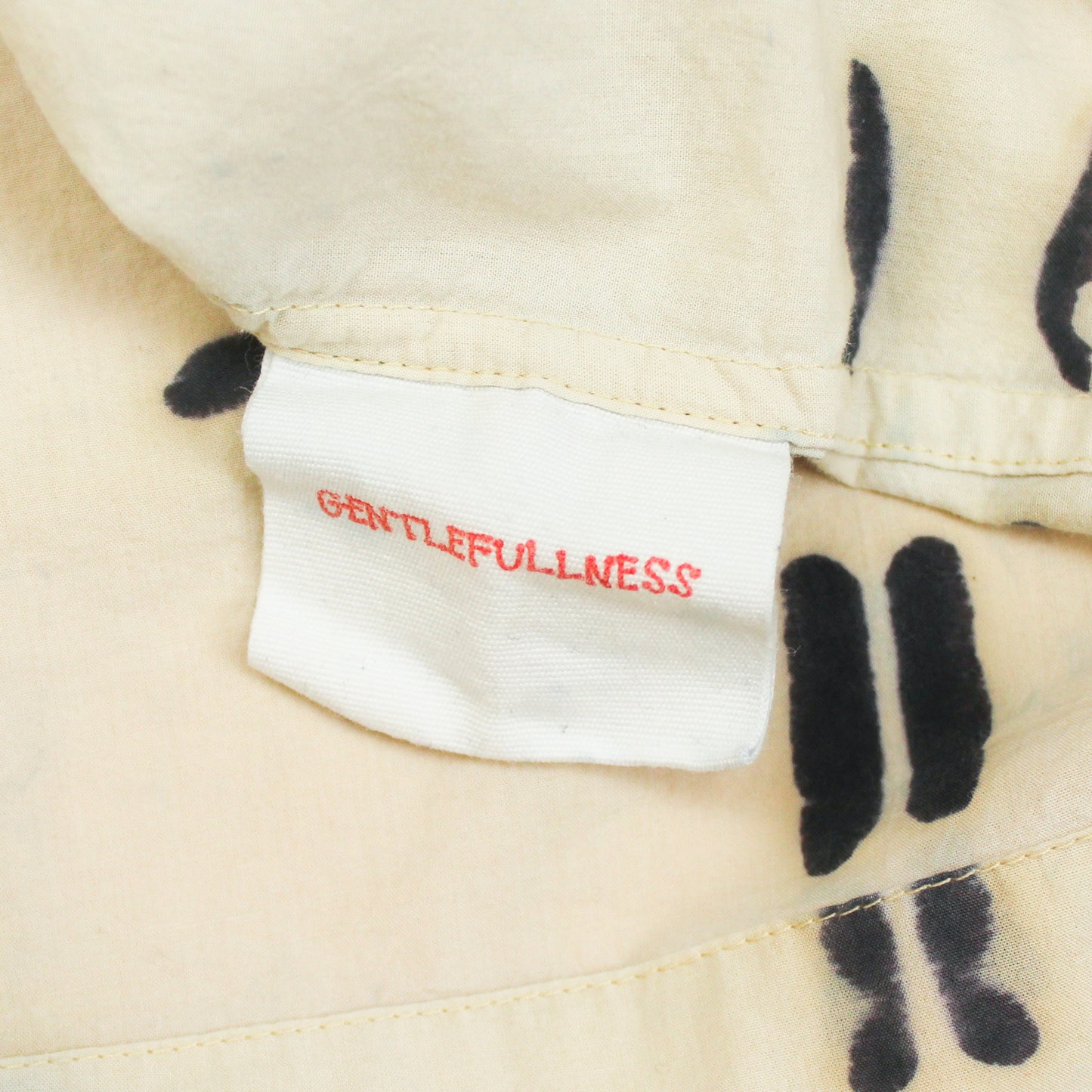 Gentle Fullness Natural Dye Swallowtail Holiday Shirt