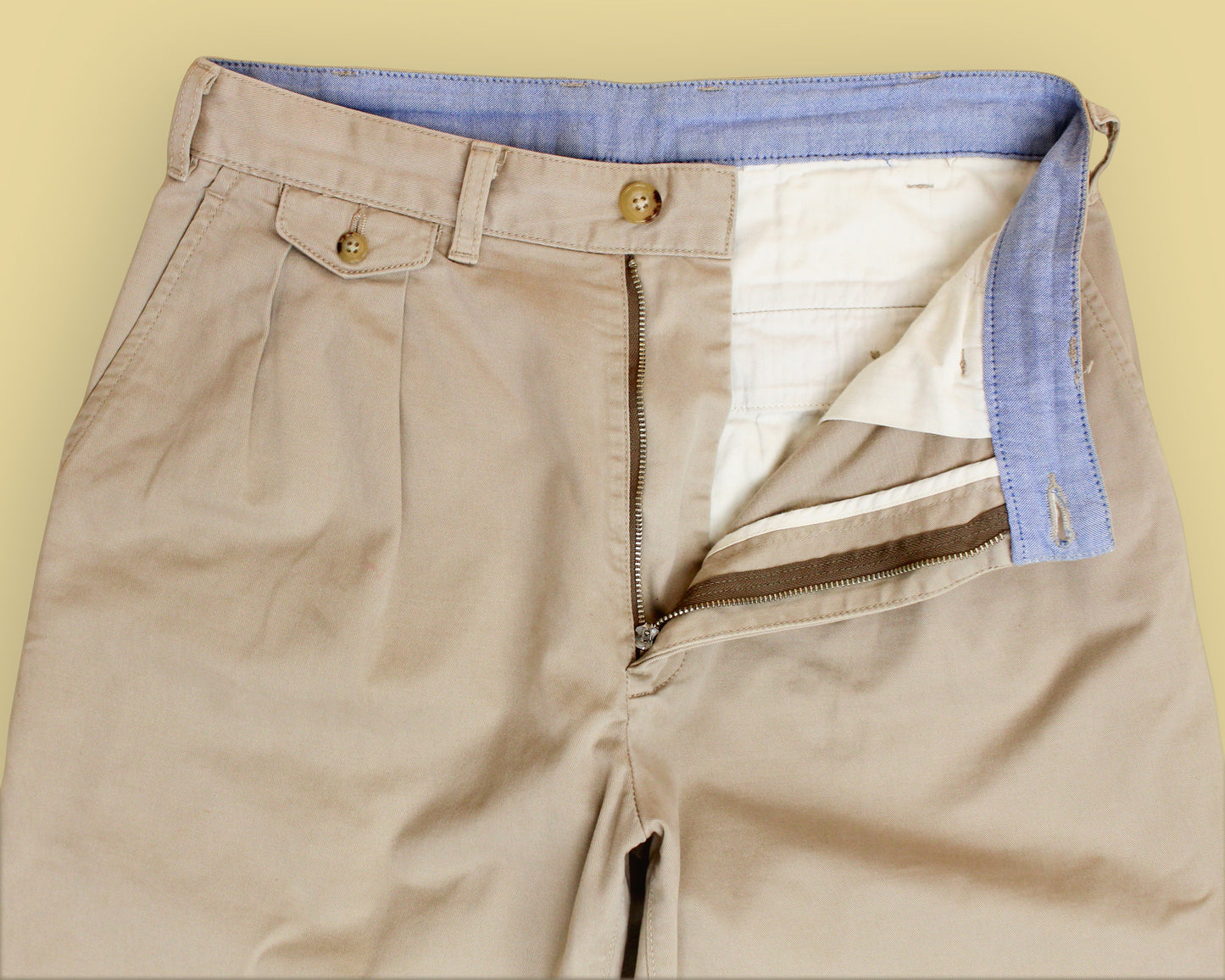 Beams Plus Twill Pleated Chino Pants